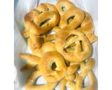 A picture of step 11 of TARALLI or TARALLINI: Italian Fennel Savoury Biscottis/Pretzels.