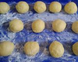 Foto langkah ke 3 dari resep Donat Kentang NCC.
