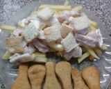 Foto del paso 5 de la receta: Papas fritas con salsa y crutones