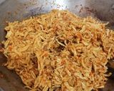 Foto langkah ke 2 dari resep Nasi Daun Jeruk Ayam Suwir Khas Bali (Ayam Pelalah).