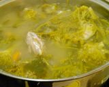 Foto del paso 8 de la receta: Caldo de pescado con berros y verduras