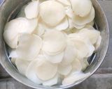 બટાકા ની સુકવણી વેફર (Bataka Sukavni Wafer Recipe In Gujarati) રેસીપી સ્ટેપ3ફોટો