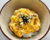 A picture of step 7 of Quick Oyakodon with Canned Yakitori.