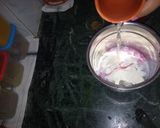 A picture of step 2 of Punjabi Strawberry Lassi.