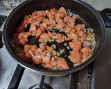 Foto del paso 2 de la receta: Pasta con salmón y mozzarella