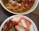 Foto langkah ke 8 dari resep Bubur Ayam Kuah Kuning.
