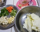 Foto langkah ke 2 dari resep Sup Ayam Gurih Bumbu Geprek.