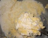 Foto langkah ke 3 dari resep Kue Sagu Keju_Takaran Sendok 😋 tanpa mixer.