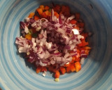 Foto del paso 1 de la receta: Salsa criolla - criollita