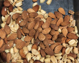 Foto del paso 1 de la receta: Mantequilla de maní 🥜 y almendras
