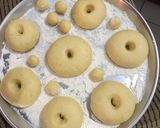 Foto langkah ke 8 dari resep Donat Dengan Metode Autolisis.