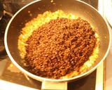 Foto del paso 3 de la receta: Lentejas Beluga en ensalada y salchichas de pavo