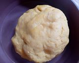 A picture of step 3 of Baked meat pie.