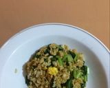 Foto langkah ke 4 dari resep Nasi goreng sehat.
