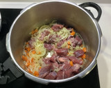 Foto del paso 2 de la receta: Guinness Iris’e Stew (Estofado Irlandés de Ternera con cerveza Guinness)