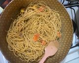Foto langkah ke 4 dari resep Spaghetti con Acciughe🇮🇹 (054).
