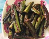 भरवां भिंडी (bharwa bhindi recipe in Hindi) रेसिपी चरण 3 फोटो