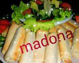 صورة لخطوة 2 من وصفة رقائق  الكلاج المحشيه بالدجاج وبالفرن.