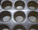 Foto langkah ke 5 dari resep Roti Coklat Cup (Eggless, No Ulen).