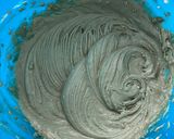 Foto del paso 1 de la receta: Mousse de Matcha con base de galletitas Oreo