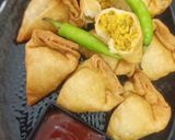 मूंग दाल समोसे (Moong Dal Samose Recipe in Hindi) रेसिपी चरण 4 फोटो