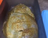 Foto langkah ke 1 dari resep Bawal Goreng Sambal Khas Sari Laut.