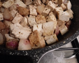 Foto del paso 2 de la receta: Rabanitos salteados con tofu