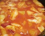 A picture of step 3 of Baccalà alla livornese.