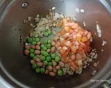 A picture of step 1 of Rustic Bathua Saag with sorghum bhakri.