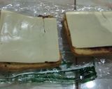 Foto langkah ke 2 dari resep Sandwich Keju misis.