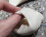 Foto del paso 4 de la receta: 🍖🧀 Empanadas de jamón y queso muzzarella 🧀🍖 para freír, para hornear, para freezar 😉