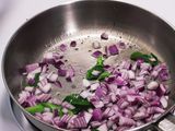 બટાકા પૌઆ (Bataka Poha Recipe In Gujarati)