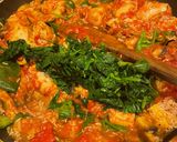 A picture of step 4 of Chicken and mushroom baked rice.