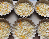 Foto del paso 2 de la receta: Tartaletas de salchichas Bratwurst y queso Brie