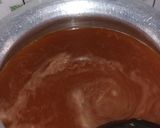 A picture of step 5 of Hot 'n' Sour Chicken soup.