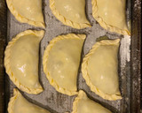 Foto del paso 6 de la receta: Empanadas criollas jugosas con yasgua