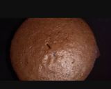 A picture of step 4 of 2 pond chocolate spong cake.