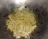 Foto langkah ke 1 dari resep Oseng Bawang Merah Teri Nasi.