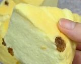 Hình bước làm 12 của món Bánh bông lan nho khô không cần lò nướng