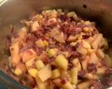 Foto del paso 2 de la receta Pollo relleno de membrillo, manzana y cebolla🎄