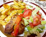 Pas rețetă Cotlet de porc Caprese și cartofi cu cașcaval la cuptor 5 fotografie