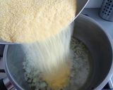 Une image de l'étape 1 de Pizza de Polenta                                       #tomate.