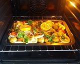 Foto langkah ke 2 dari resep Baked Lemon Fish With Vegetables.