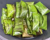 Gambar langkah 6 resipi Lepat Pisang.