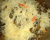 Foto langkah ke 4 dari resep Bihun Goreng Jamur Kuping.