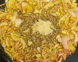 A picture of step 4 of Navaratan dal tadka.