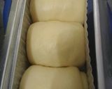 Foto langkah ke 4 dari resep Roti tawar eggless.