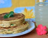 Foto del paso 3 de la receta: Pancakes de verdeo rellenos con queso🥞
