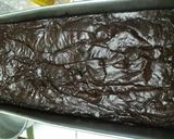 Foto langkah ke 6 dari resep Shiny and Chewy Brownies.