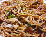 A picture of step 8 of Chicken Chowmein.